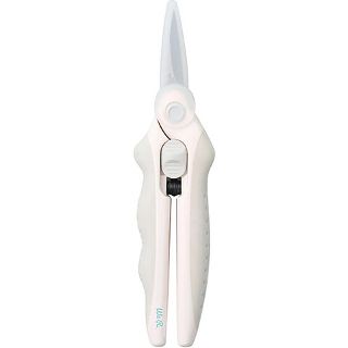 We R Crafters Essentials Spring Loaded Scissors